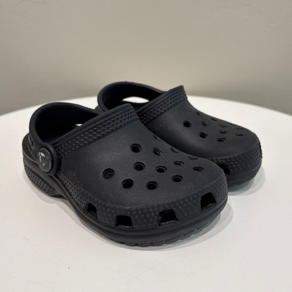 Crocs Baby/Toddler Boy Classic Clogs Black - Size: 6